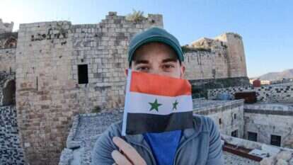 "מחקתי את כל הסרטונים שלי והפוסטים הקשורים לישראל ברשת". גולדברג בסוריה. | באדיבות דרו גולדברג "מחקתי את כל הסרטונים שלי והפוסטים הקשורים לישראל ברשת". גולדברג בסוריה. | באדיבות דרו גולדברג