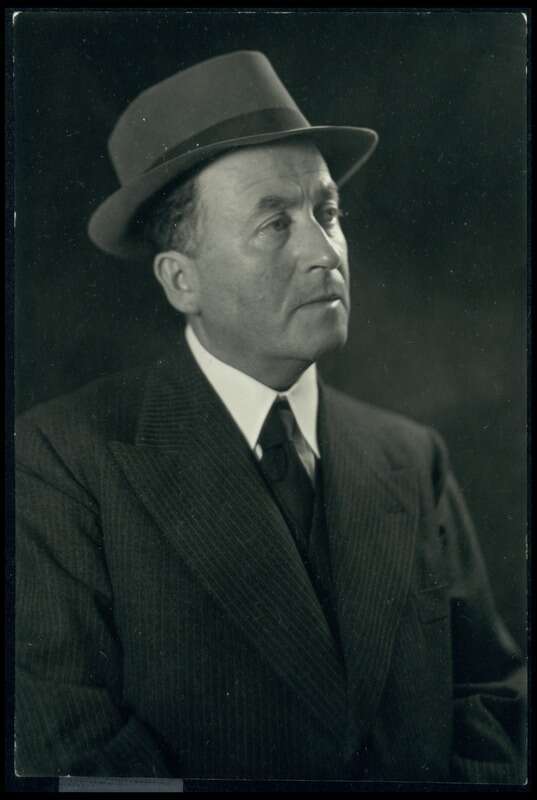 עגנון, ירושלים, 1938. | אלפרד ברנהיים, באדיבות אוסף אברהם שבדרון, הספריה הלאומית