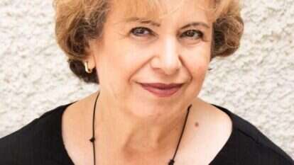 אמונה אלון. | אביטל הירש