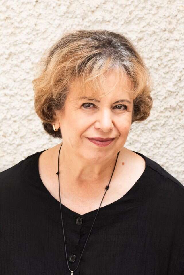 אמונה אלון. | אביטל הירש