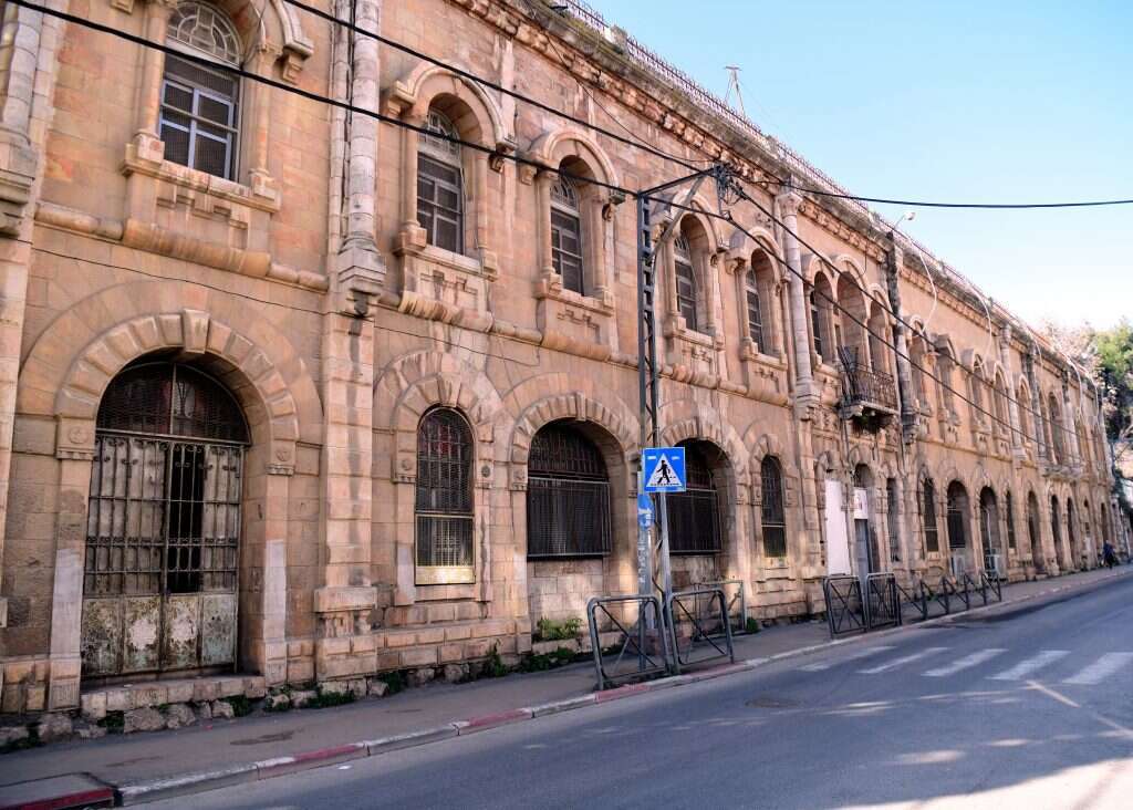 ארמונו של המשיח - עזרא 19, שכונת הבוכרים. | יוסי זליגר