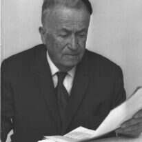 עגנון בביתו, 196. | זלוטן קלוגר, לע"מ