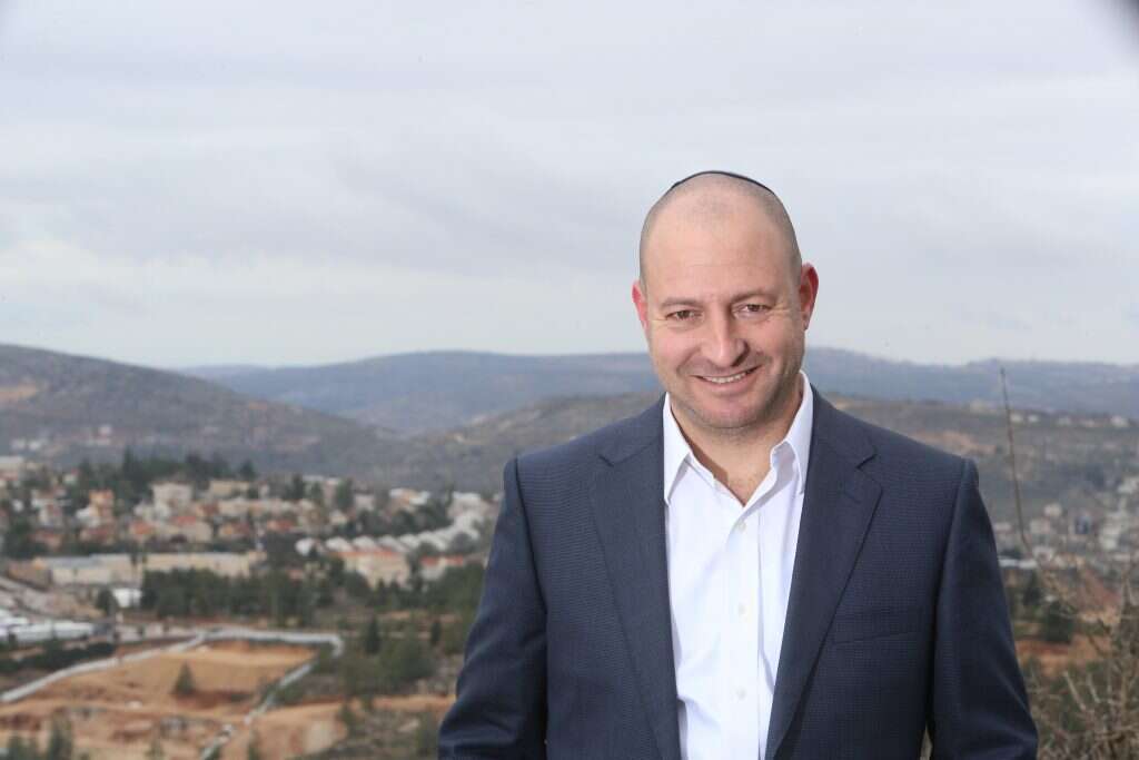 אנרגיית הנהגה צעירה. עמיעד כהן. | מרים צחי