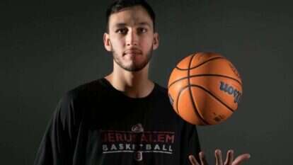 נמרוד לוי. | אוליבייה פיטוסי, פלאש 90