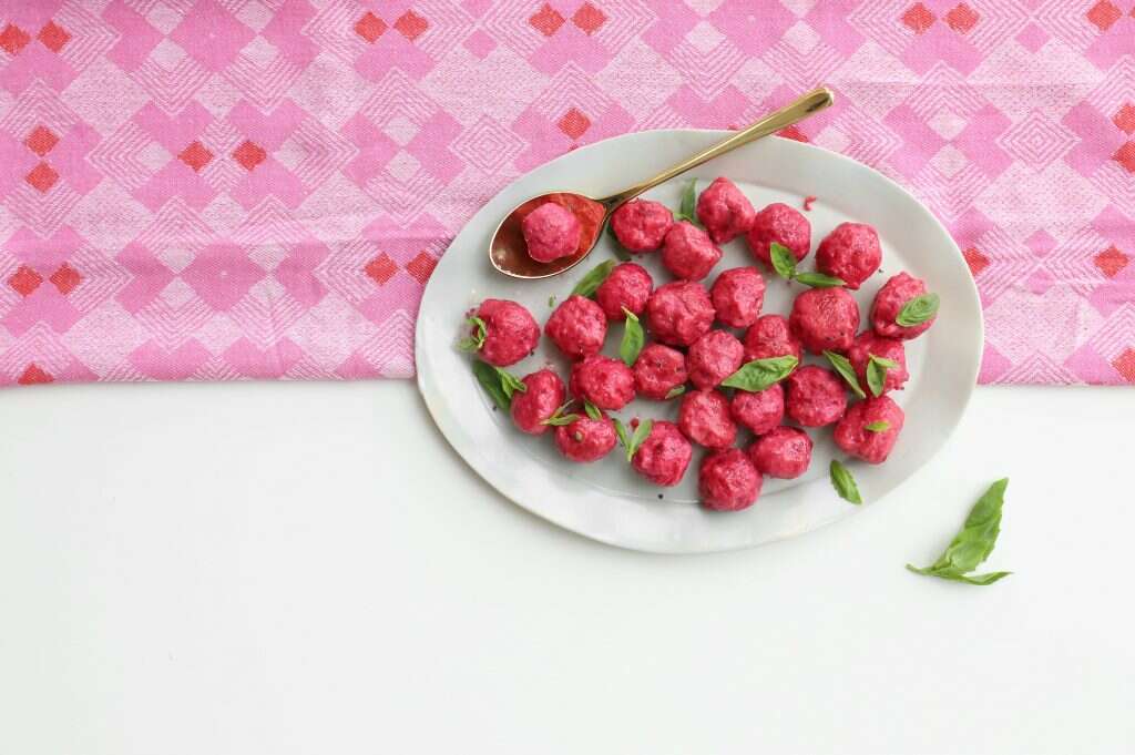 כופתאות ריקוטה וסלק. | אפרת ליכטנשטט