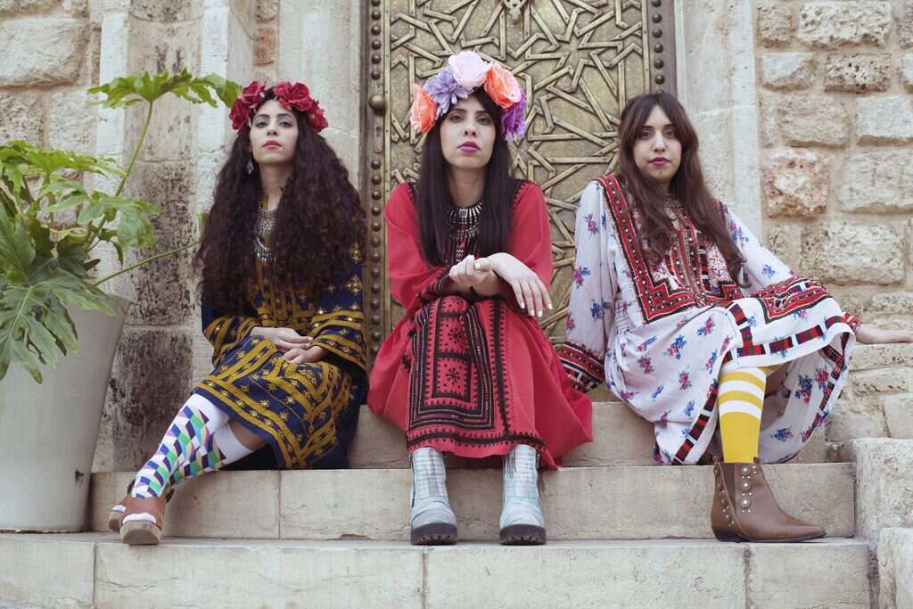 A-WA . | תומר יוסף