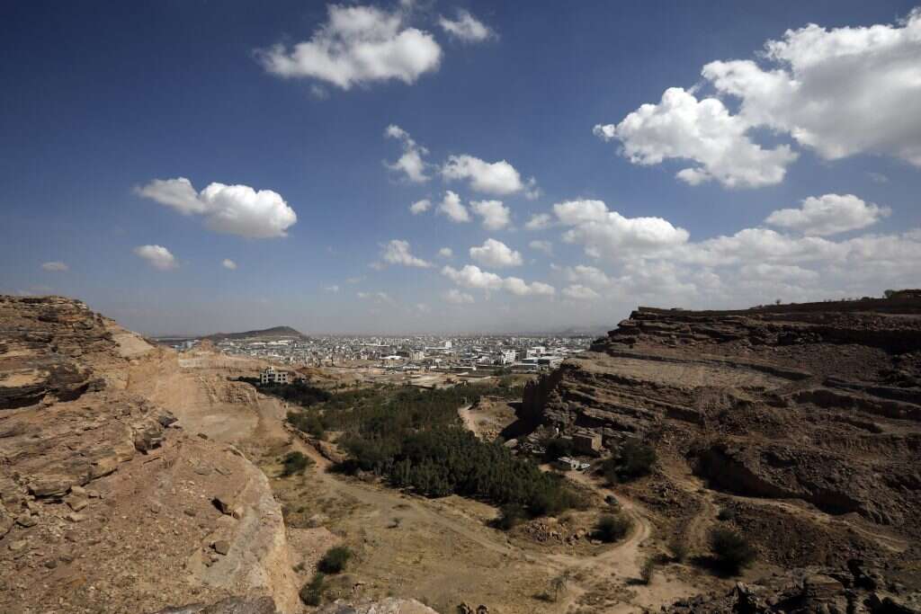 גידולי גת בתימן, ליד צנעא. | EPA גידולי גת בתימן, ליד צנעא. | EPA