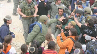 פינוי עמונה. | מרים צחי