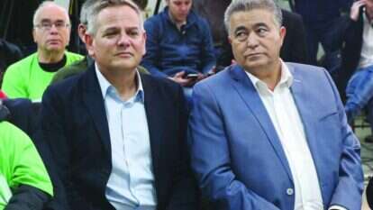 פרץ והורוביץ בכנס תמיכה במפלגתם. | קוקו