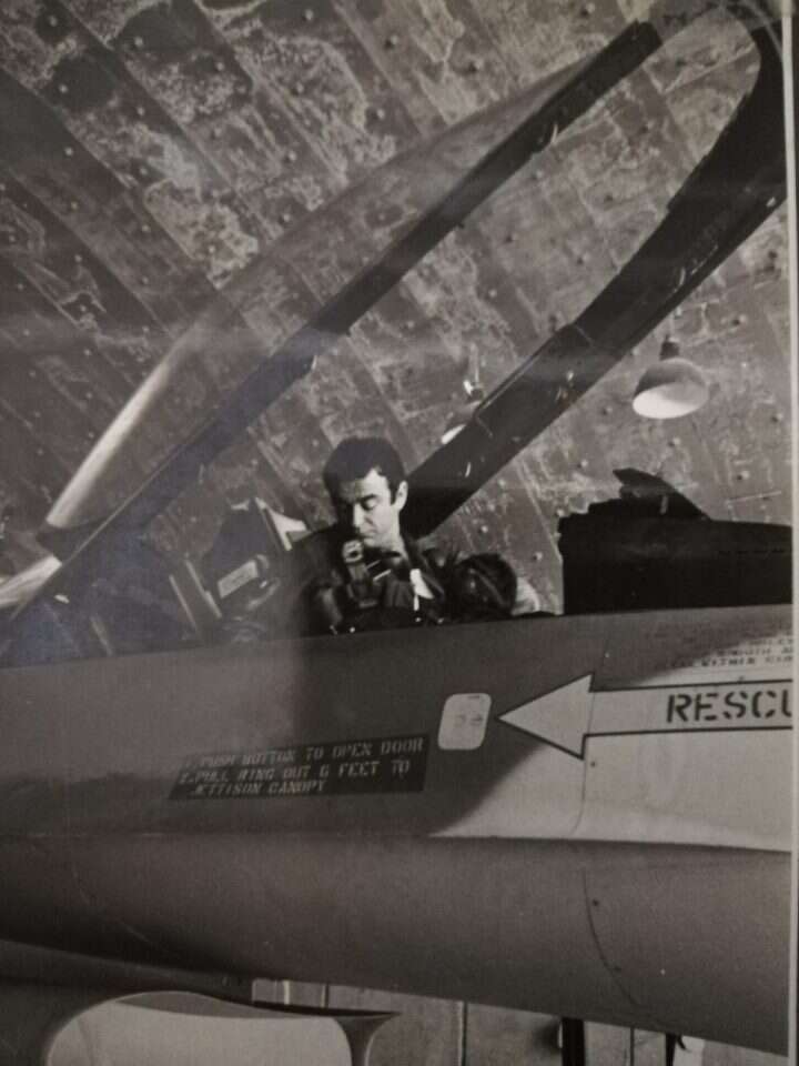 אדר בזמן שירותו. | באדיבות המצולם