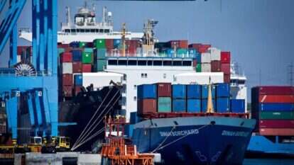 ספינת ייצוא בנמל אשדוד. | משה שי, פלאש 90 ספינת ייצוא בנמל אשדוד. | משה שי, פלאש 90