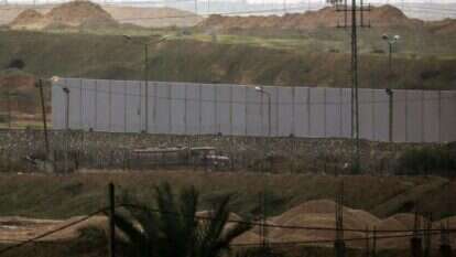 הקמת הגדר במצרים. | AFP