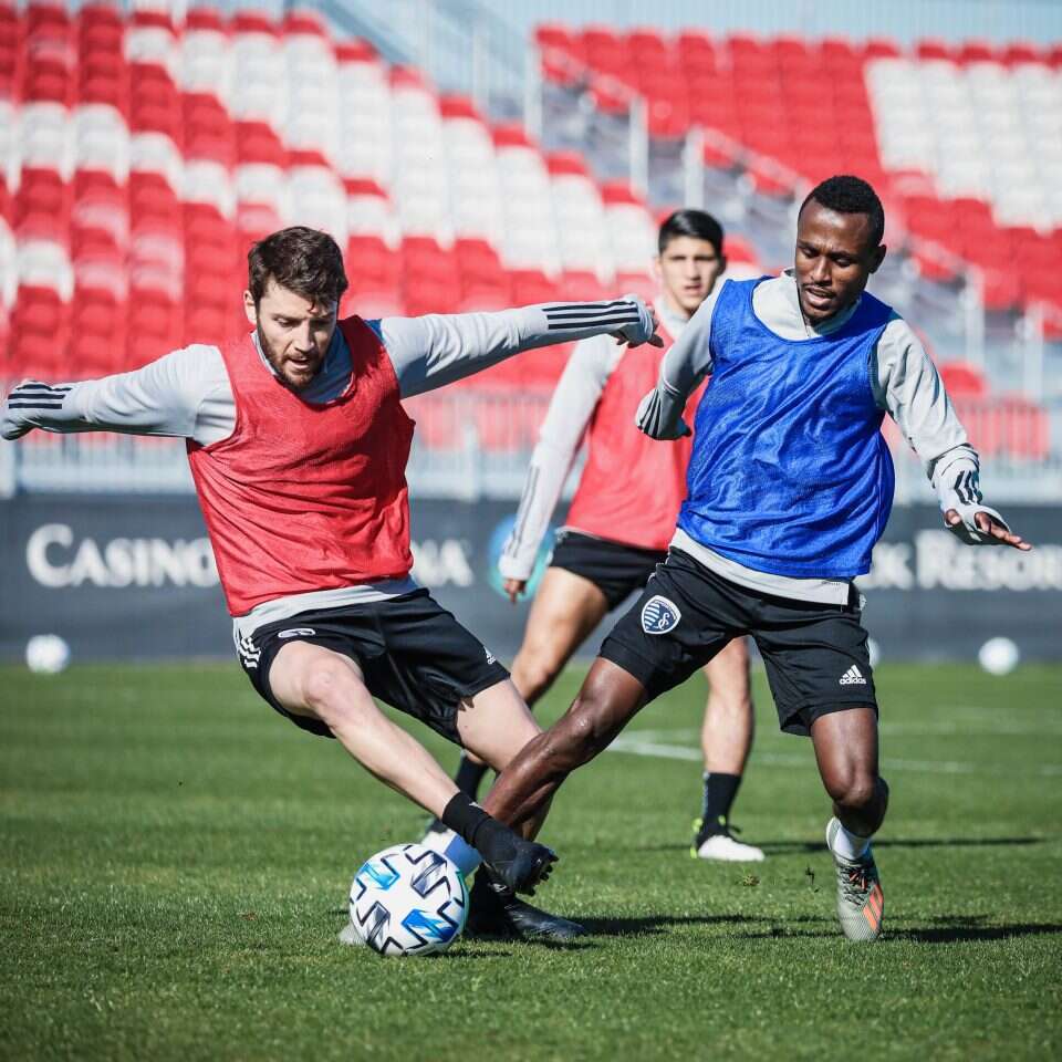 התרשם מהתנאים. קינדה במשחק אימון. | Olivia Brestal