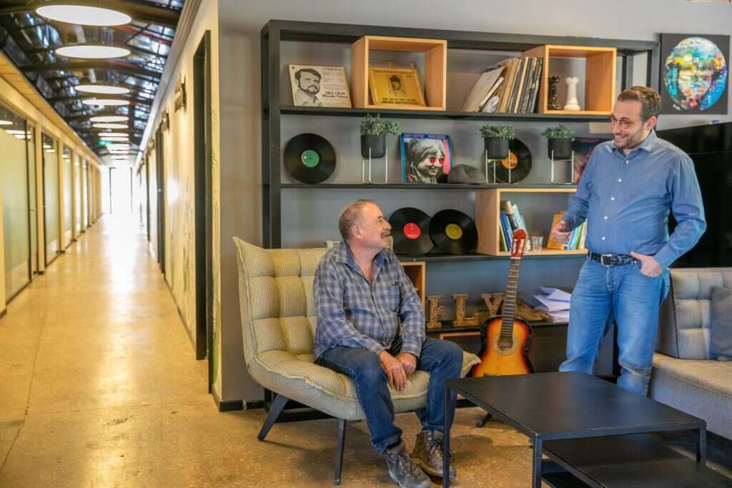 יוסי אלוני יוסי אלוני