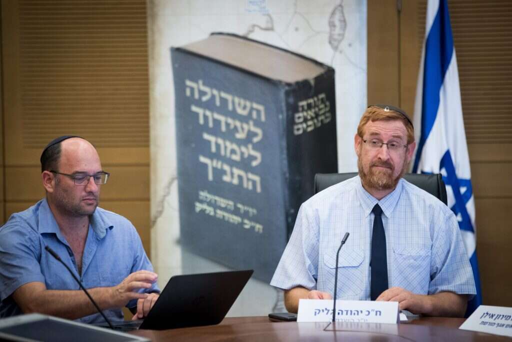 "אם יתברר שהצו לא מוצדק, מישהו יפטר את" השופט?". יהודה גליק. | יונתן זינדל, פלאש 90