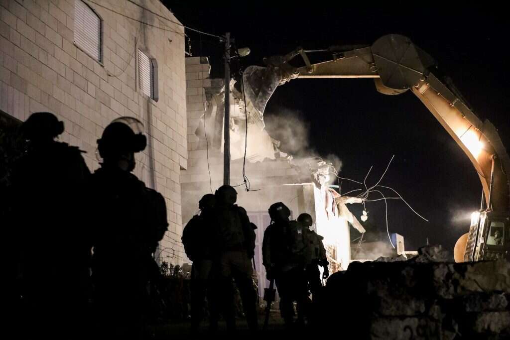 הריסת בית המחבל שרצח את דביר שורק ז"ל. | וויסאם השלמון, פלאש 90