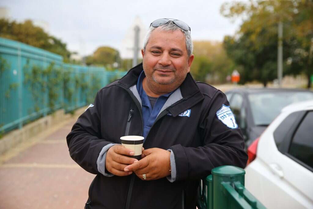 סרגיי ניסנוב, נתיבות. | לירון מולדובן