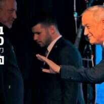 יו"ר כחול לבן בני גנץ בליל הבחירות. | AFP