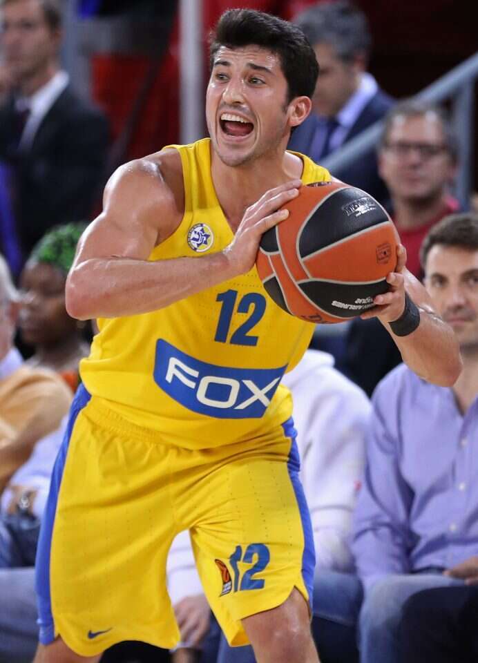 הקפטן הפצוע. דיברתולומאו. | גטי אימג'ס