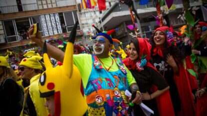 חגיגות פורים בחולון, 2017. | פלאש 90 חגיגות פורים בחולון, 2017. | פלאש 90
