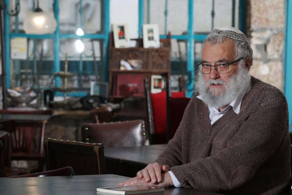 אלתרמן בירך. עמירם שם־ארי. | מרים צחי