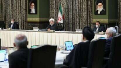 רוחאני ובכירי הממשל באיראן. | AFP