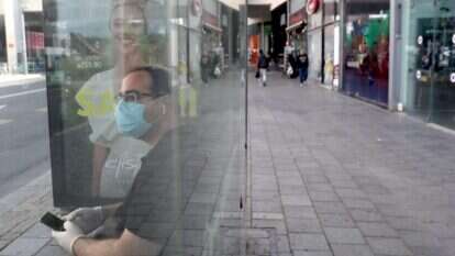 גם הפגיעה בכלכלה היא מעריכית. תל־ אביב, השבוע. | EPA