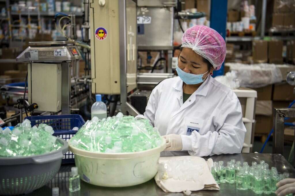 מפעל ד"ר פישר בישראל. | גיל אליהו - ג'יני