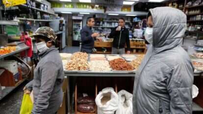 קניות בשוק מחנה יהודה בירושלים, היום. | AFP