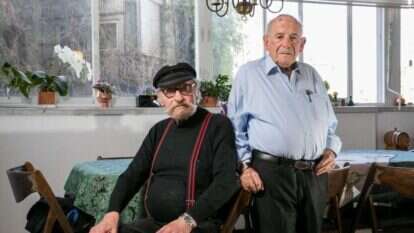 מרדכי רוטנברג וגדעון קלופשטוק. | אוליבייה פיטוסי, פלאש 90