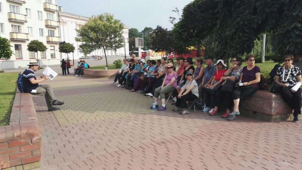 "במזרח אירופה אני מכניס באמת יהדות לוורידים". שלמה טיקוצ'ינסקי מדריך בגרודנה, בלארוס