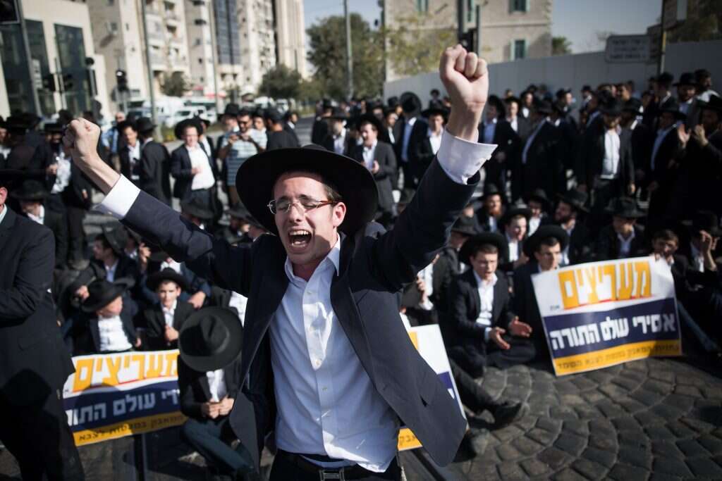 הפגנת חרדים נגד מעצר עריקים, 2017. | יונתן זינדל, פלאש 90