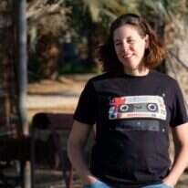 עדי רפאפורט. | עירי עפאים