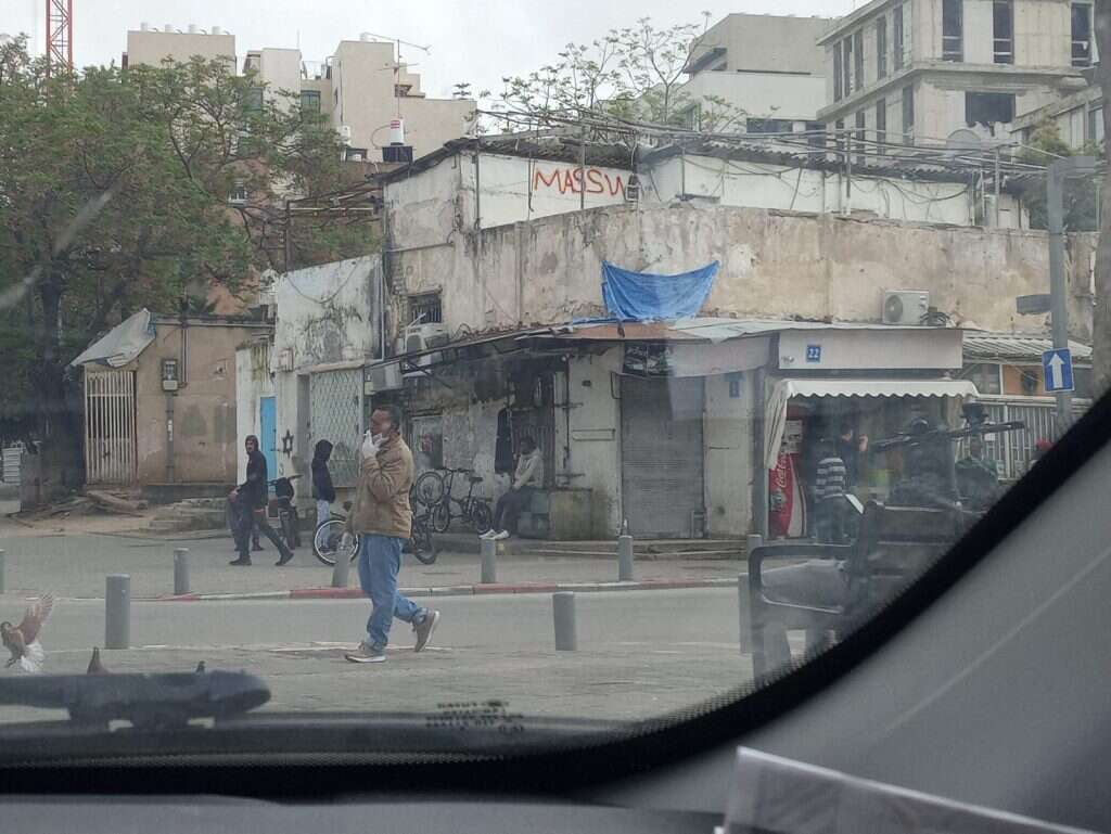 שוק האופניים רחוב ארלינגר שגונת נווה שאנן. | מוטי כץ