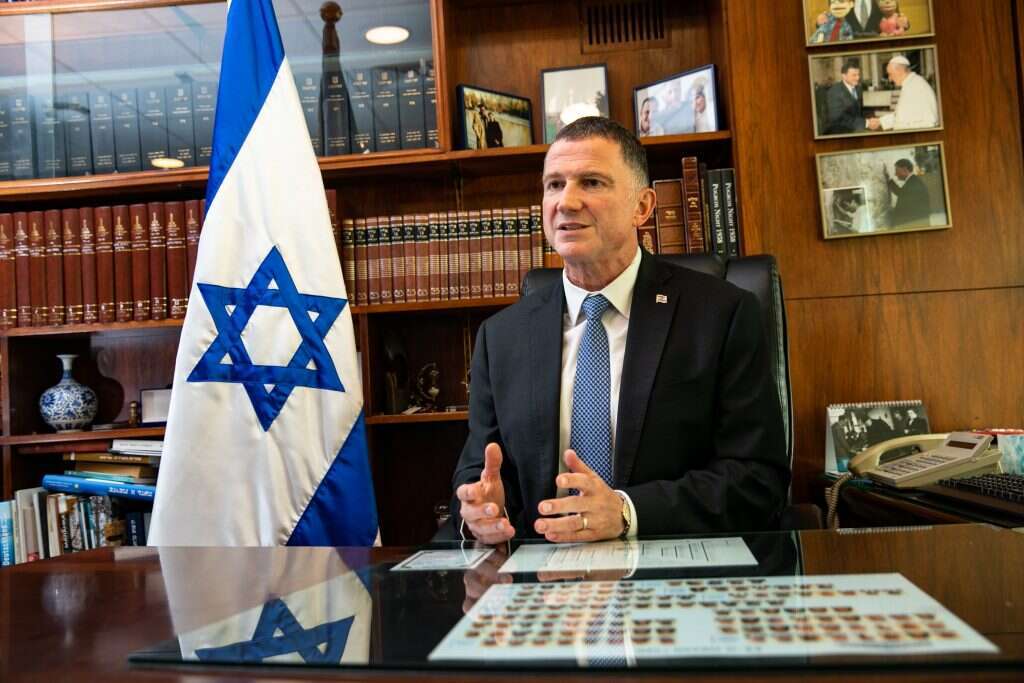 יולי אדלשטיין. | אוליבייה פיטוסי, פלאש 90