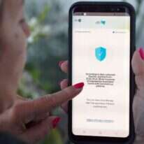 אפליקציית המגן. | AFP