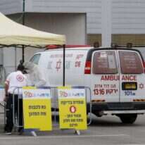 עמדת בידוק קורונה בבני ברק. | AFP