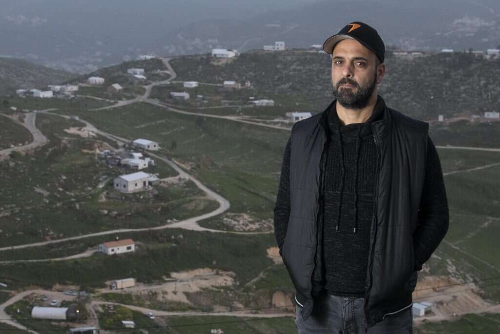 עזרי טובי. | שריה דיאמנט