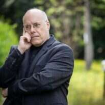 עוזי וייל. | אבישג שאר-ישוב