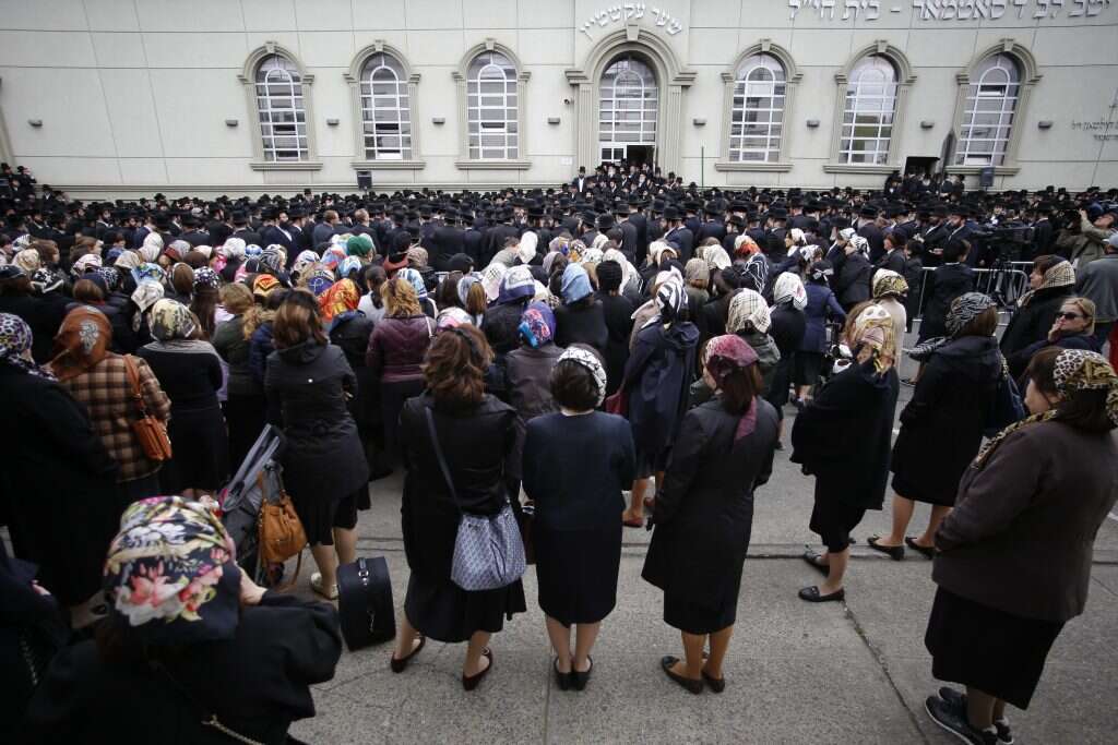 חברה שיש בה עדינות לצד כוח. חסידי סאטמר. | גטי אימג'ס