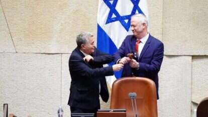 גנץ ופרץ בכנסת. | עדינה ולמן, דוברות הכנסת