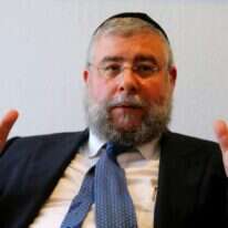 הרב פנחס גולדשמיט, נשיא ועידת רבני אירופה. | רויטרס