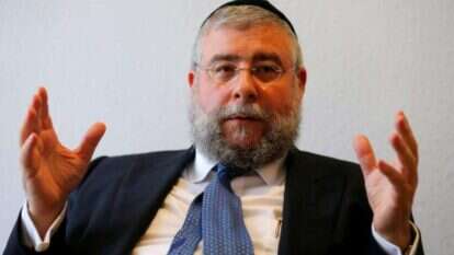 הרב פנחס גולדשמיט, נשיא ועידת רבני אירופה. | רויטרס הרב פנחס גולדשמיט, נשיא ועידת רבני אירופה. | רויטרס