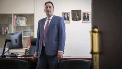 רונן פרץ. | אוליבייה פיטוסי, פלאש 90