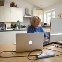 עבודה מהבית. | EPA