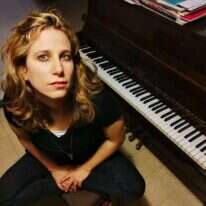 מרב. | אורית לוינגר