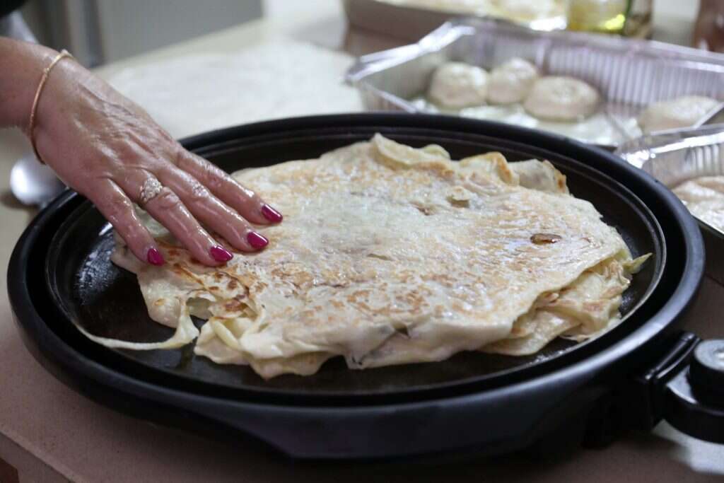 מכינים מופלטות באירוע המימונה 2018, אצל משפחת סוויסה ב גן יבנה. | גדעון מרקוביץ'