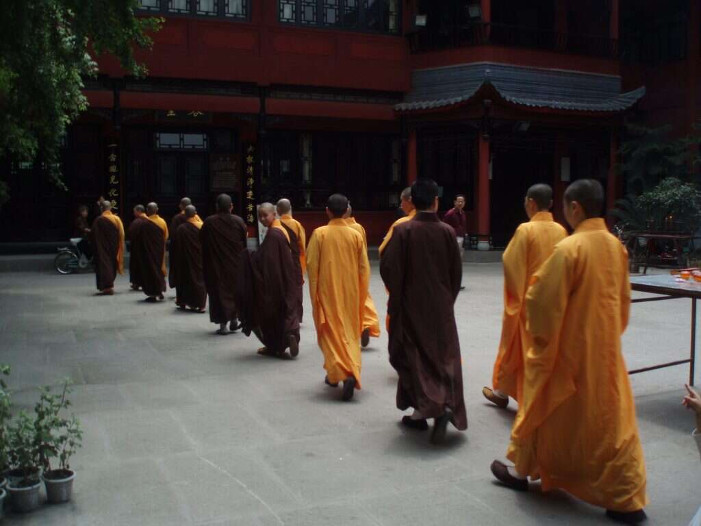 נזירות בודהיסטיות בסצ'ואן. | ד"ר גדעון אלעזר