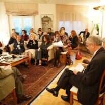 זיכרון בסלון