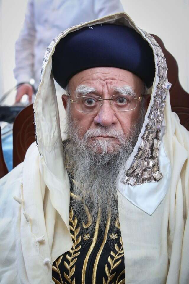 רבים הסיפורים על ענוותנותו, מעשי הצדקה הרבים שלו ומסירותו לפשוטי העם. הרב אליהו בקשי דורון, 2018. | שלומי כהן, פלאש 90